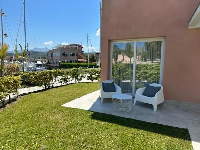 Apartment Appartamento Tramontana Portorosa - Residence Delfino Furnari